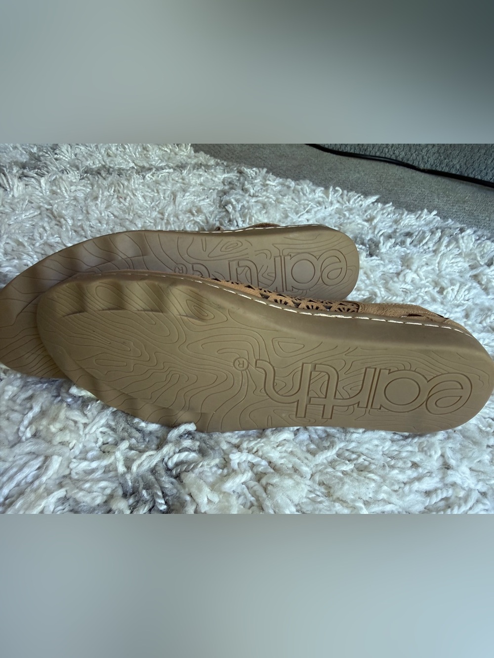 Earth Etlady Tan Leather Laser Cut Scalloped Mary Jane Flats Shoes Size 10 - Picture 5 of 5
